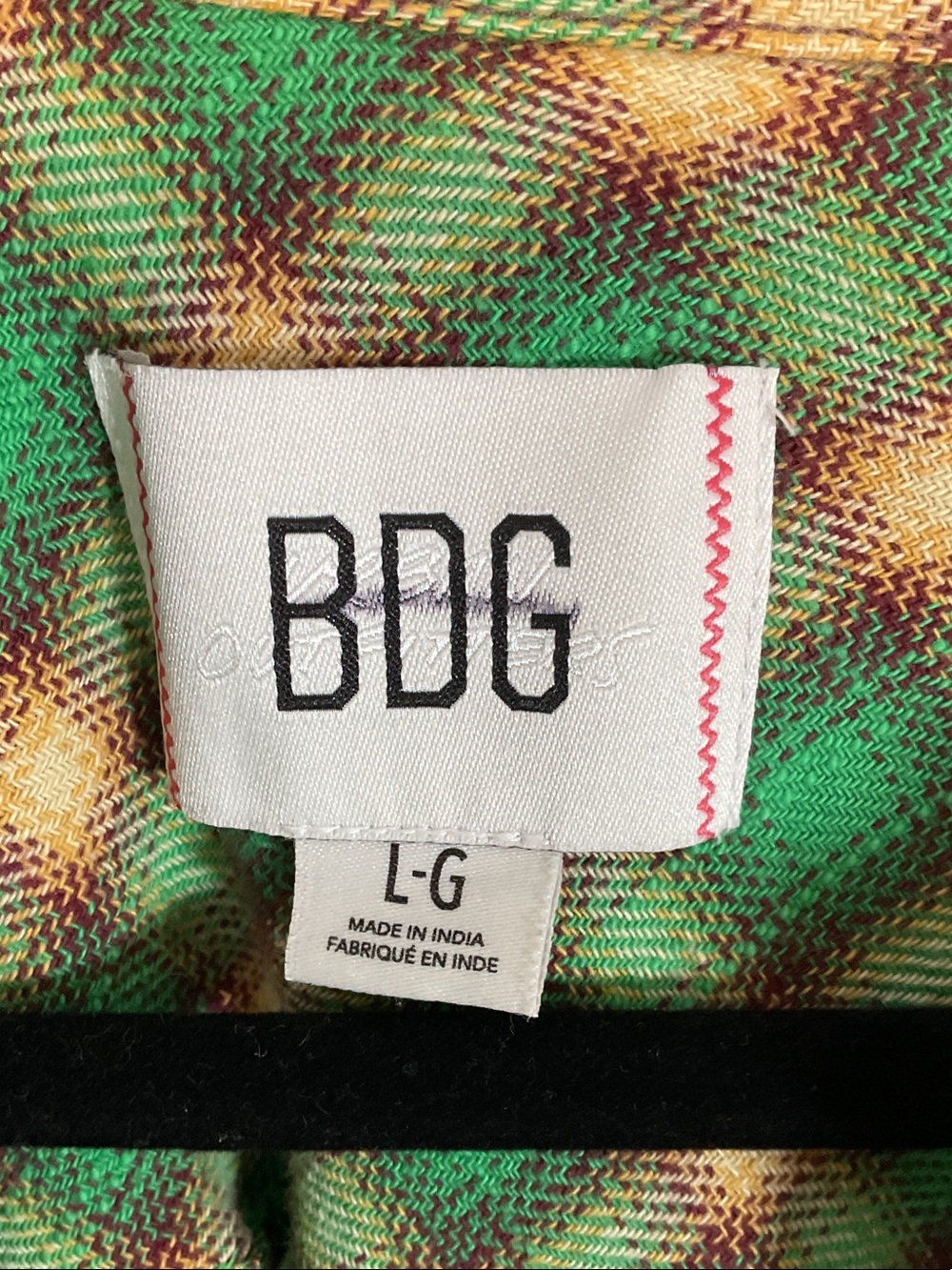 Urban Outfitters UO BDG Brixton Button Down Oversized Flannel Raw Edge Lg Plaid - Picture 2 of 12